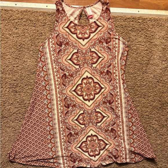No Boundaries JuniorXL (15-17)Paisley Print Flare Style Keyhole In Back Like New - Picture 3 of 10
